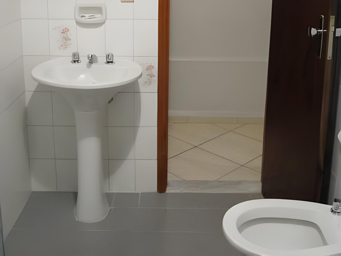 Bathroom 4, Hotel Beira Parque, São Lourenço