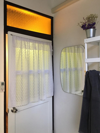 Bathroom 4, Bangkok Sanookdee Hostel, Khlong San