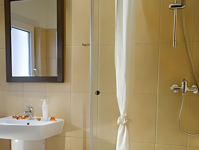 Bathroom 4, Ostsee-Rittergut-Rugen - BinzHotel & OrdensKapelle, Vorpommern-Rügen