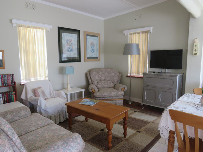 Others 5, Wiltshire Cottage, Cacadu