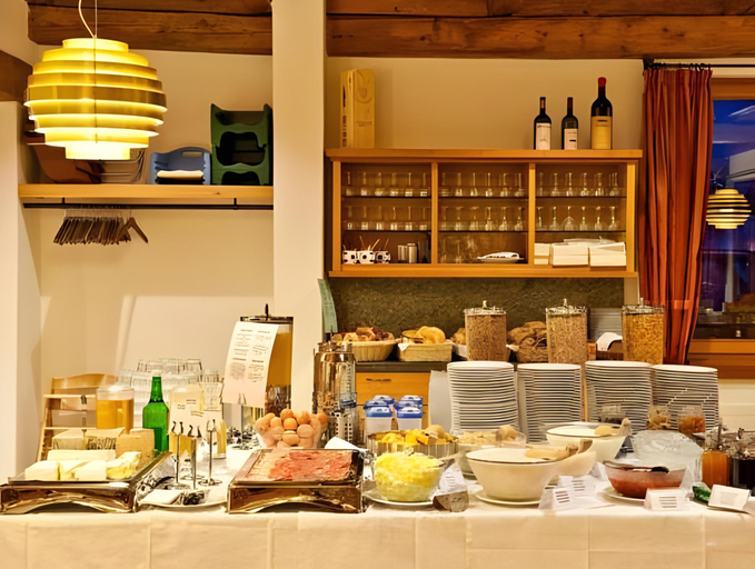 Food & Drinks 5, Hotel Sonne St. Moritz 3* Superior, Maloja