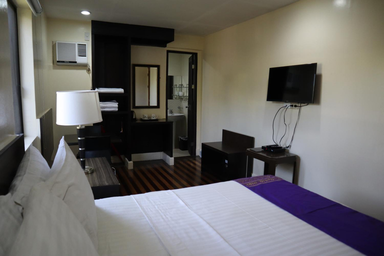 Bedroom 12