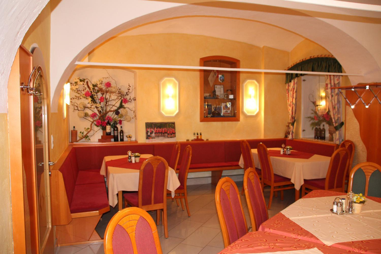 Others 5, Hotel Lang, Leibnitz