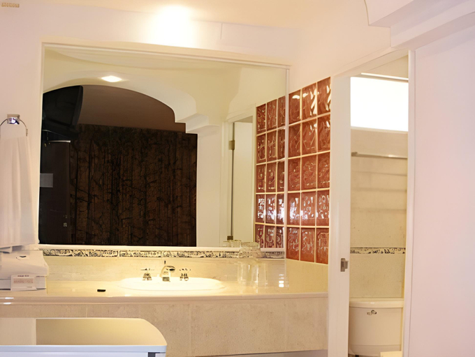 Bathroom 4, Hotel Bali-Hai Acapulco, Acapulco de Juárez