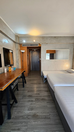Bedroom 14