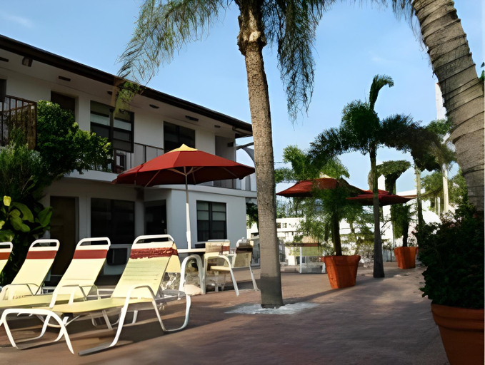 Exterior & Views, Surf Side Resort, Broward