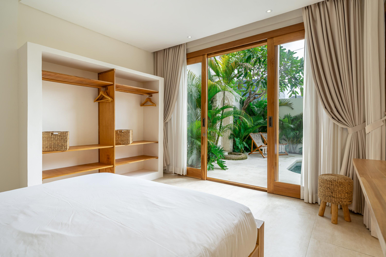 Bedroom 2, Villa Ixora - Exquisite 3BR Villa in Berawa,Canggu, Badung