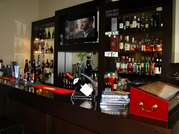 Food & Drinks 5, Maison Hotel, Central Macedonia