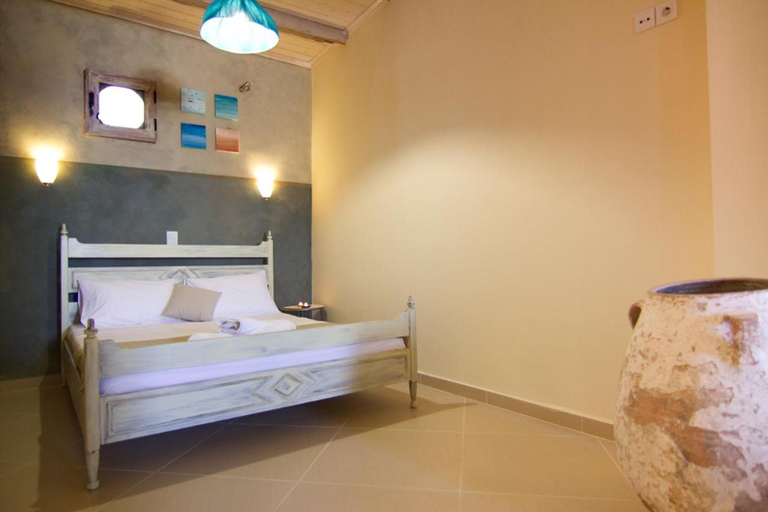 Bedroom 2, Auntie's home by Chania Old Harbor, Crete