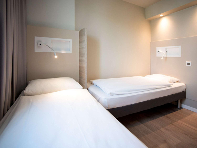 Bedroom 23