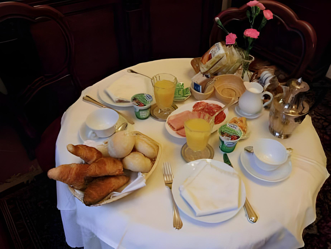 Food & Drinks, Morandi alla Crocetta, Florence