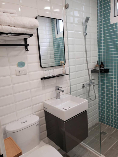 Others 4, Good Stay, Tainan