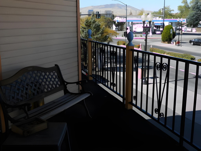 Exterior & Views 4, Victorian Inn, Washoe