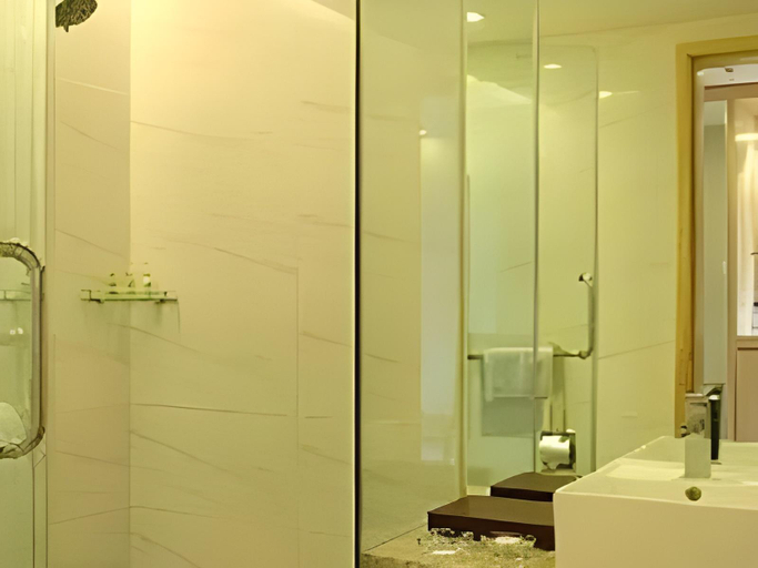 Bathroom, Downtown Hotel, Zhuhai