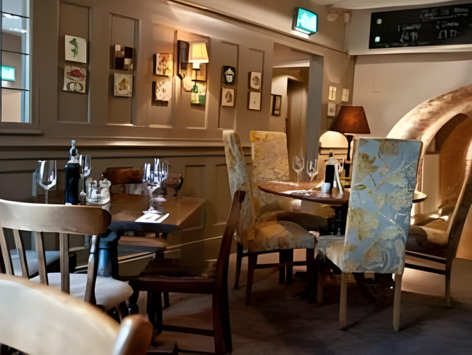 Food & Drinks 3, The Bell by Innkeeper's Collection, Buckinghamshire