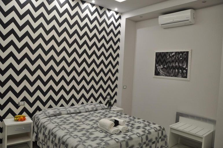 Bedroom 2, Il Corso Suite, Rome
