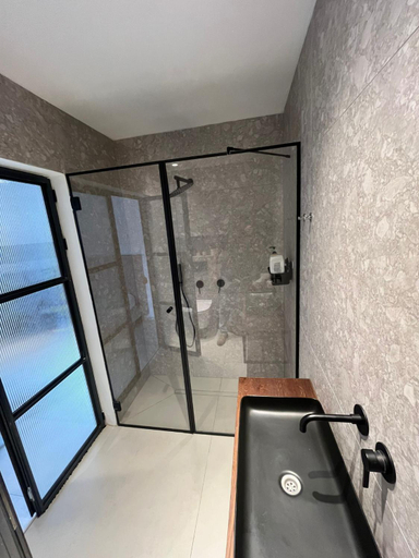 Bathroom 2, צימר אירוס ירוחם