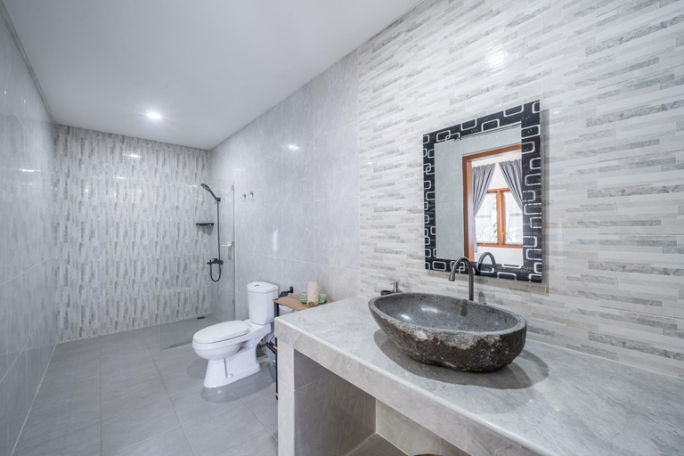 Bathroom 4, Villa Orenda 3-bedroom&3-bathroom, Denpasar