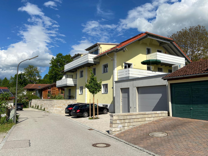 Haus Langweid - Moderne Ferienwohnungen mit Luxus im Inntal, Rosenheim