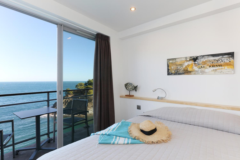 Bedroom, Hotel La Vigie - Face a la mer, Pyrénées-Orientales