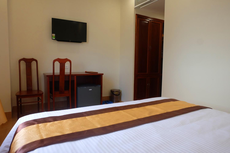 Bedroom 13