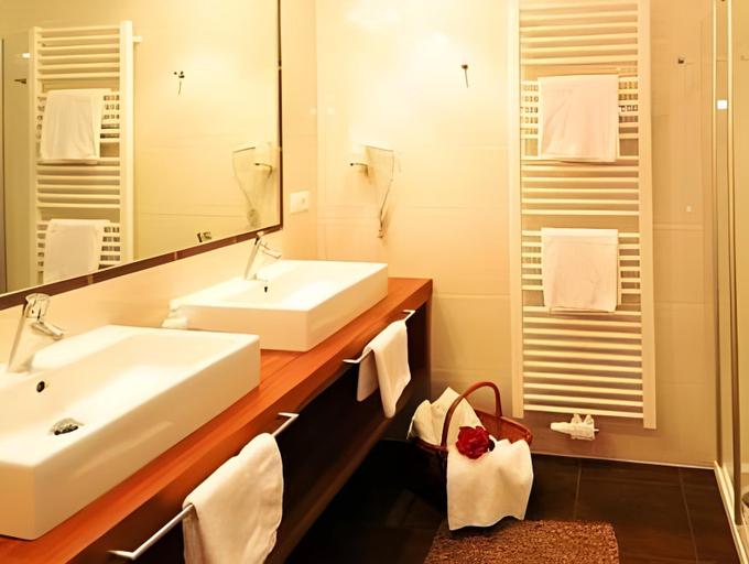 Bathroom 4, Feel good Resort Johannis, Bolzano