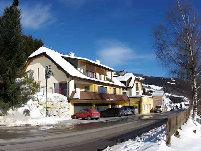 Others 5, Hotel Weissenstein, Tamsweg