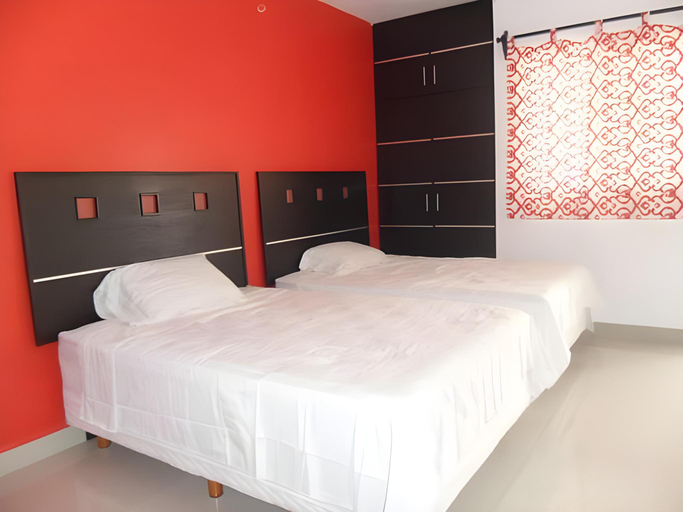 Bedroom 2, Hotel Avila, Valladolid