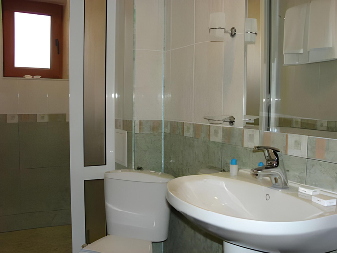 Bathroom 3, Renaissance, Plovdiv