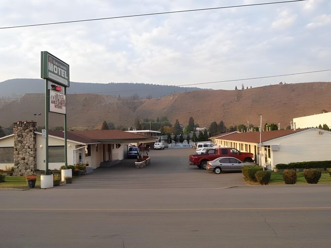 Others 4, Trans Canada Motel, Thompson-Nicola