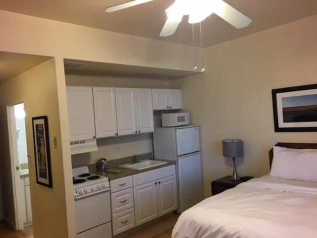 Bedroom 3, Washington Plaza - Portland, Multnomah