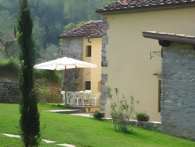 Others 3, Agriturismo Il Ponticello, Prato