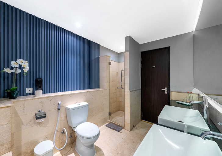 Bathroom 4