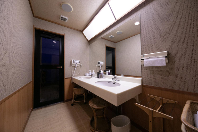 Bedroom 4, Genjikoh, Minamichita
