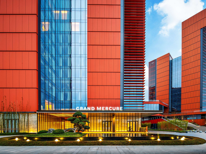 Exterior & Views 2, Grand Mercure Chengdu East, Chengdu