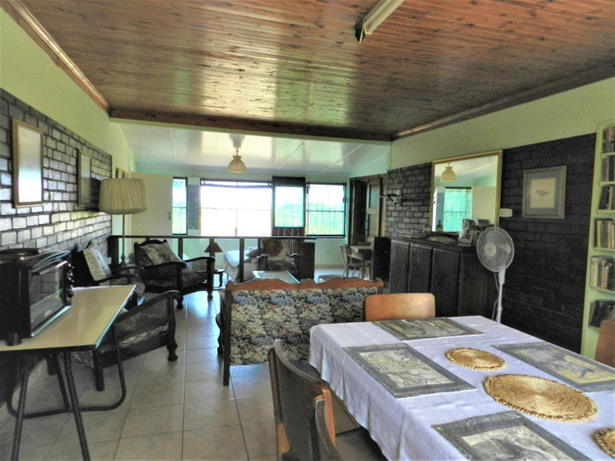Food & Drinks, Dinizulu Cottage, Umkhanyakude