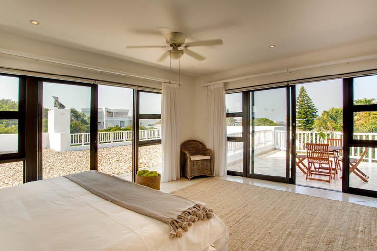 Bedroom 2, LIMONI LUXURY SUITE, Eden