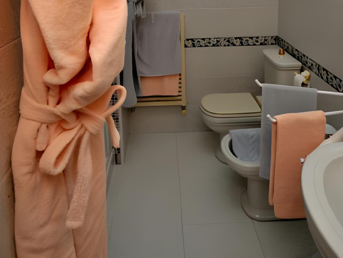 Bathroom 3, Hotel Ristorante Al Sorriso, Novara