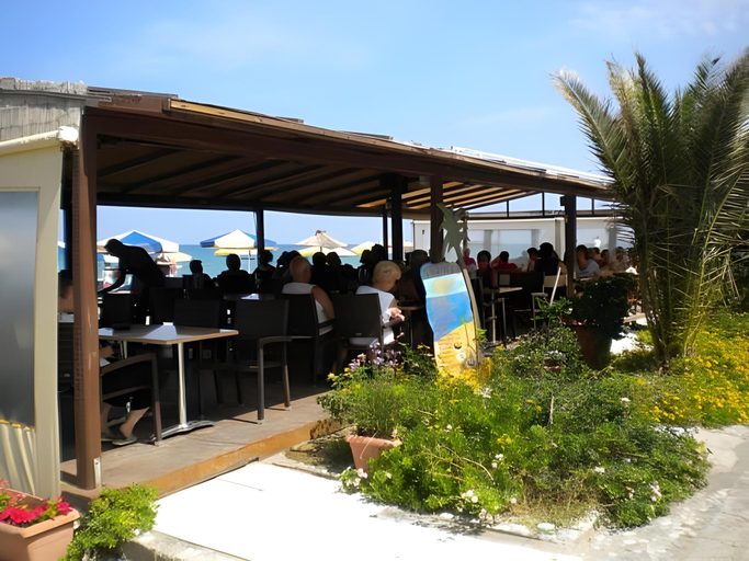 Others 4, Tropical Beach A, Crete