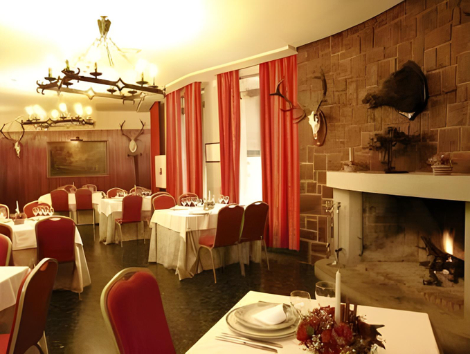 Food & Drinks 5, Del Val, Jaén