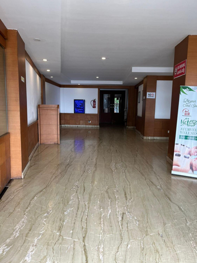 Public Area, Pratheeksha International, Kannur