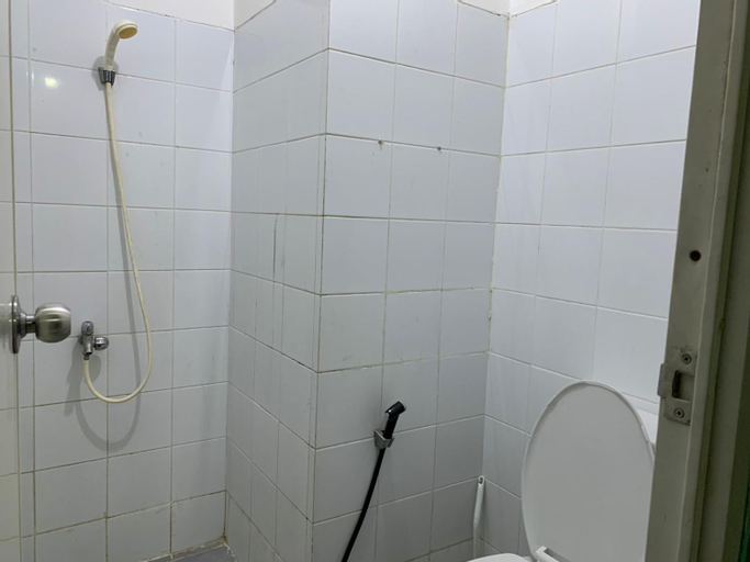 Bathroom 6