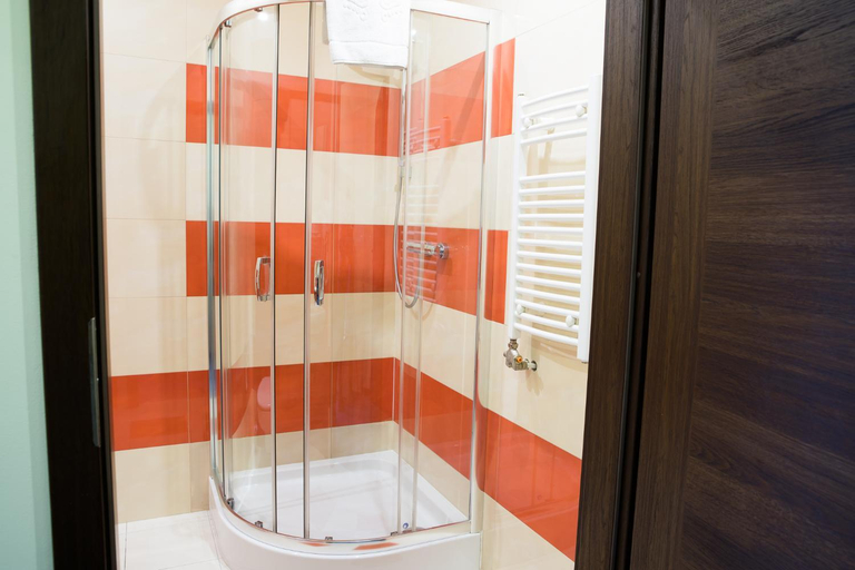 Bathroom 3, Hotel Kardamon, Tarnów