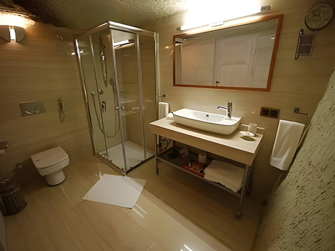 Bathroom 5, Tafoni Houses Cave Hotel, Ürgüp
