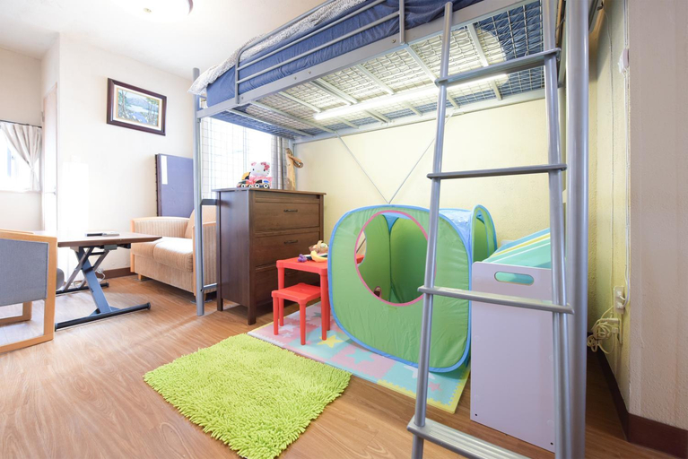 Bedroom 16