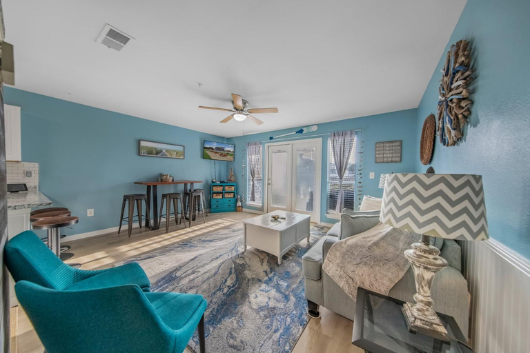 Others 5, Ground floor condo walking distance to the Beach, Escambia