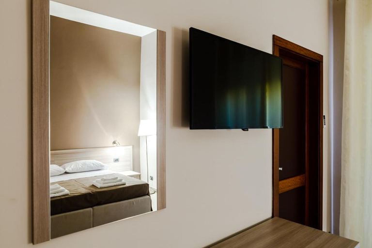Others 4, B&B SALento, Lecce