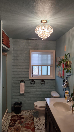 Bathroom 2, Rustic Rooms by Kings Canyon & Sequoia National Parks, Fresno
