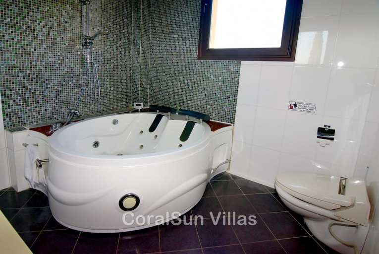 Bathroom 5, Amazing Luxury Villa, In Paphos, Extremely Large Pool Jacuzzi, Gym, Games Room