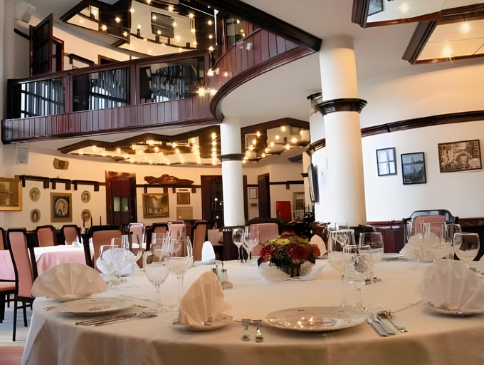 Food & Drinks, Hozam Wellness es Apartman, Szolnok